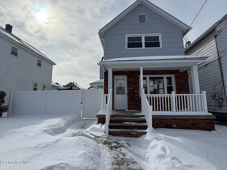1st image of 1447 Dartmouth St