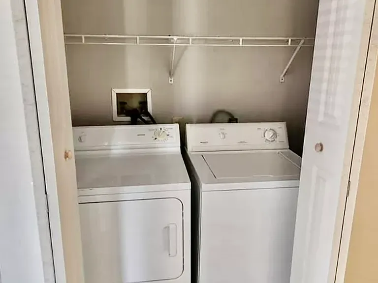 2906 Cara Ct — Photo 17