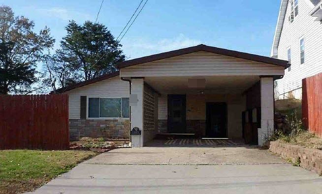 1st image of 2405 Highland Ave