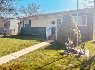 25 Stewart Ave, London, OH 43140