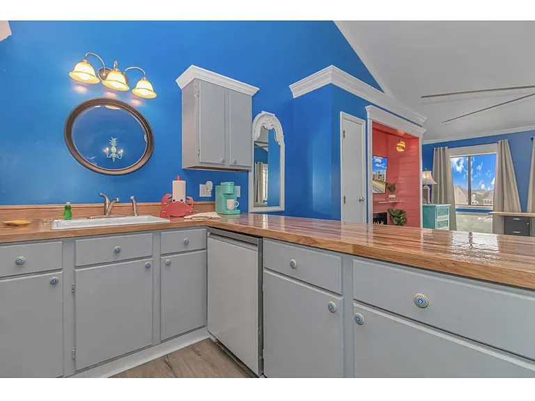 1881 Colony Dr #8O — Photo 10