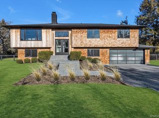 40 Knollwood Drive, Southampton, NY 11968