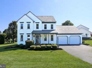 7 Behrens Dr, Palmyra, PA 17078