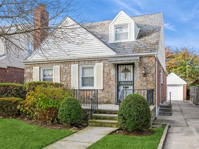 73-48 193 Street, Fresh Meadows, NY, 11366