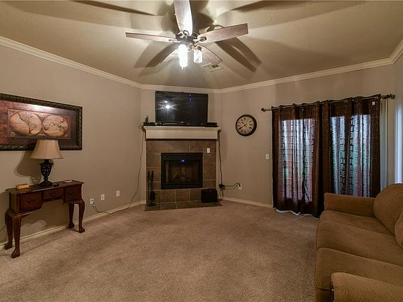 4th image of 12005 Garden Ct