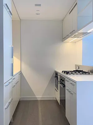 Rented by Lin Pan Realty Group LLC | media 23