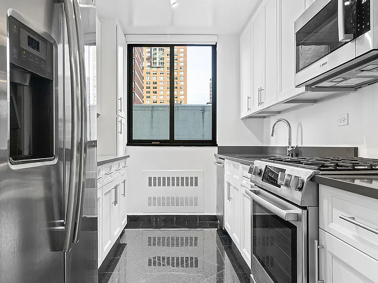145 W 67th St #4-G — Photo 7
