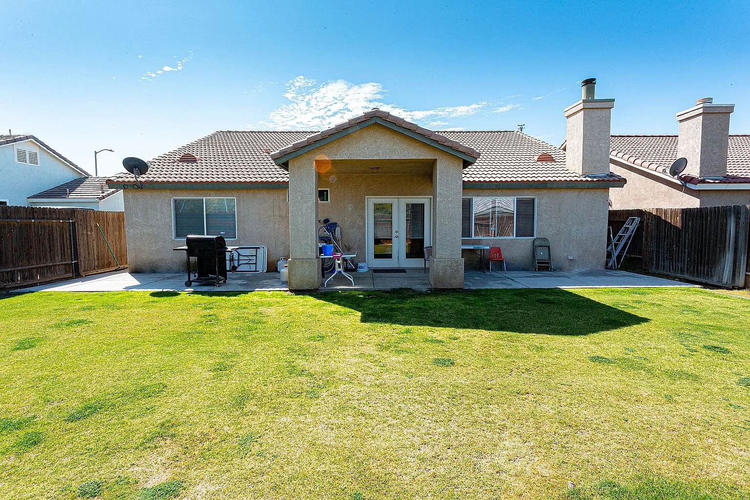 4 bed, 1603 sqft, $2,500 — Photo 2