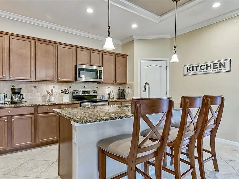 6888 Willowshire Way — Photo 16