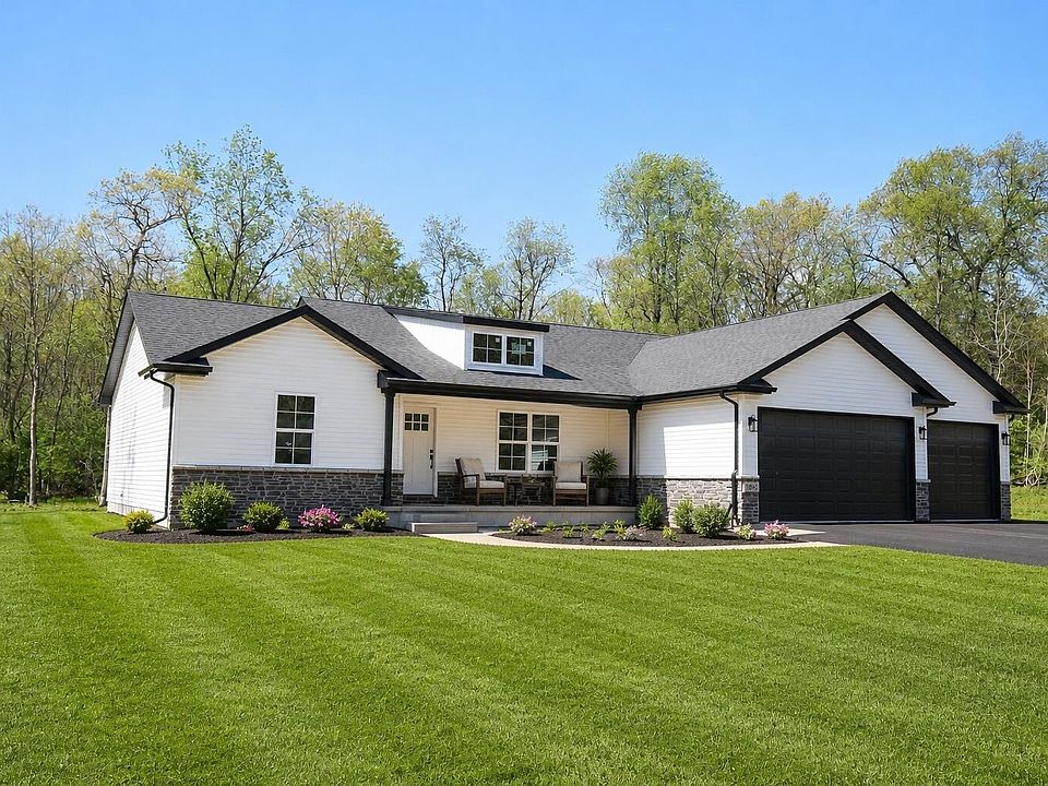 1st image of 3640 Quail Run Dr N