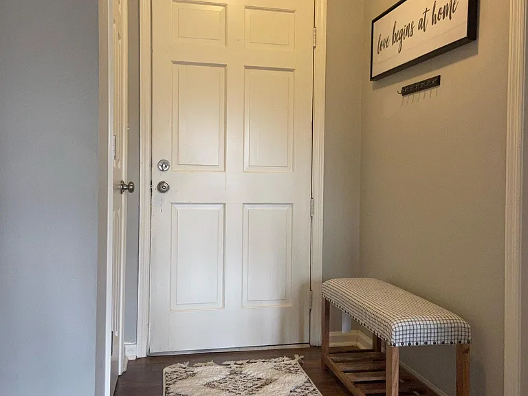 295 Hillsdale Dr — Photo 5