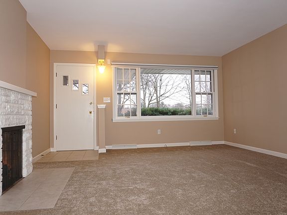 Living room from Kitchen doorway