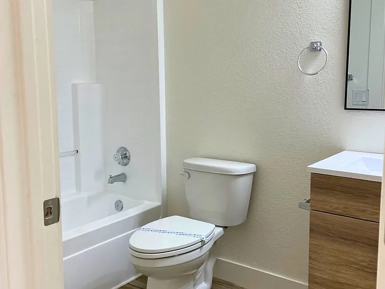 2317 Logsdon Dr — Photo 11