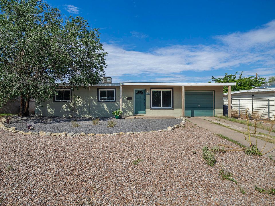 1st image of 1139 Marron Cir NE