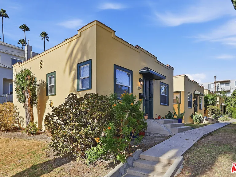 1964 Dracena Dr — Photo 28