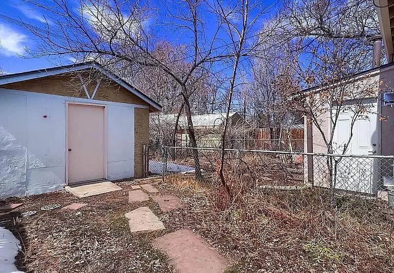 2383 S Williams St — Photo 39