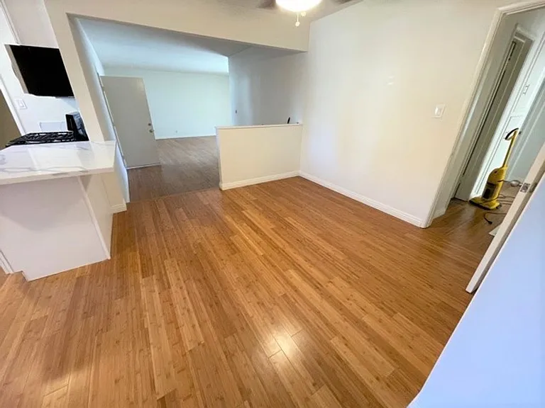 5703 Silva St #5703 — Photo 7