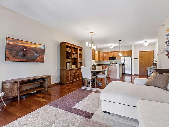 4th image of 3251 Louisiana Ave S APT 118