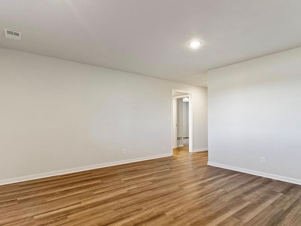 1623 Maci St, Belton, MO 64012 | Zillow