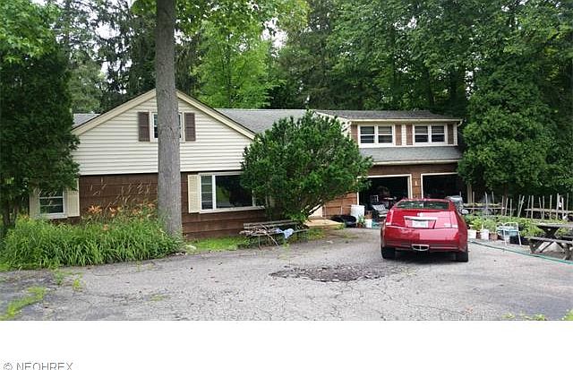 1st image of 33325 Chagrin Blvd