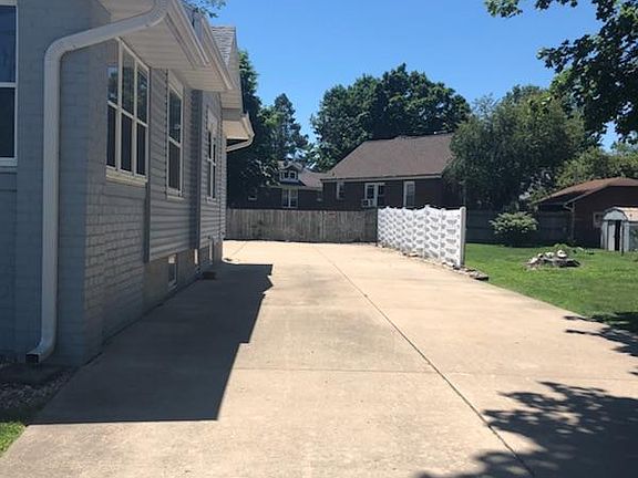 5th image of 1446 Grand Ave