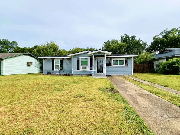 4236 Comanche St, Fort Worth, TX 76119