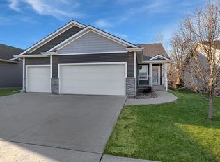 2933 SW Country Ln, Ankeny, IA 50023