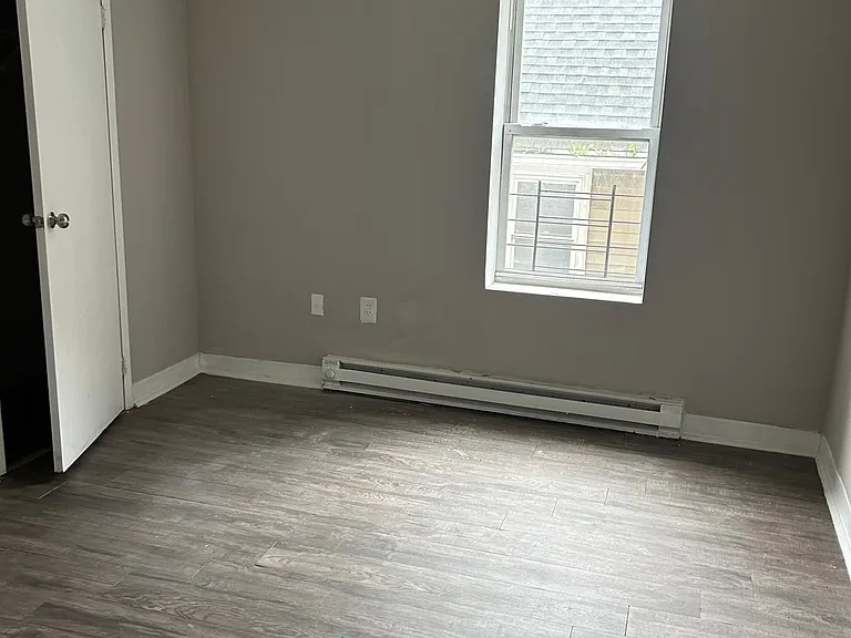 258 Mill St #3 — Photo 11