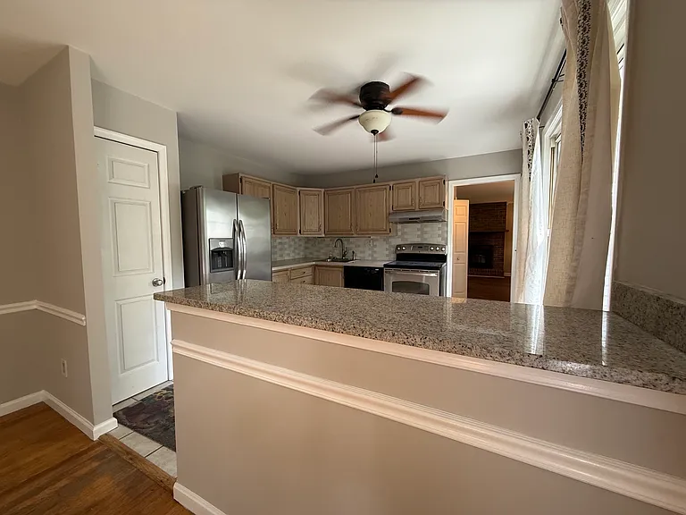 29781 Oak Rd — Photo 11