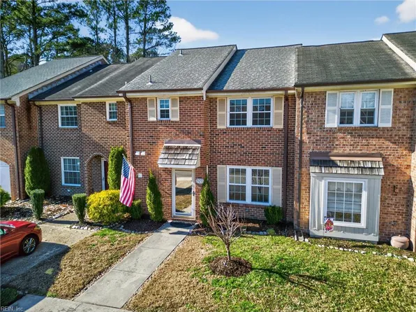 929 Welch Cir, Virginia Beach, VA 23452
