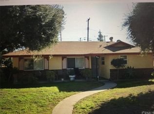 886 Mango Ct, Pomona, CA 91766