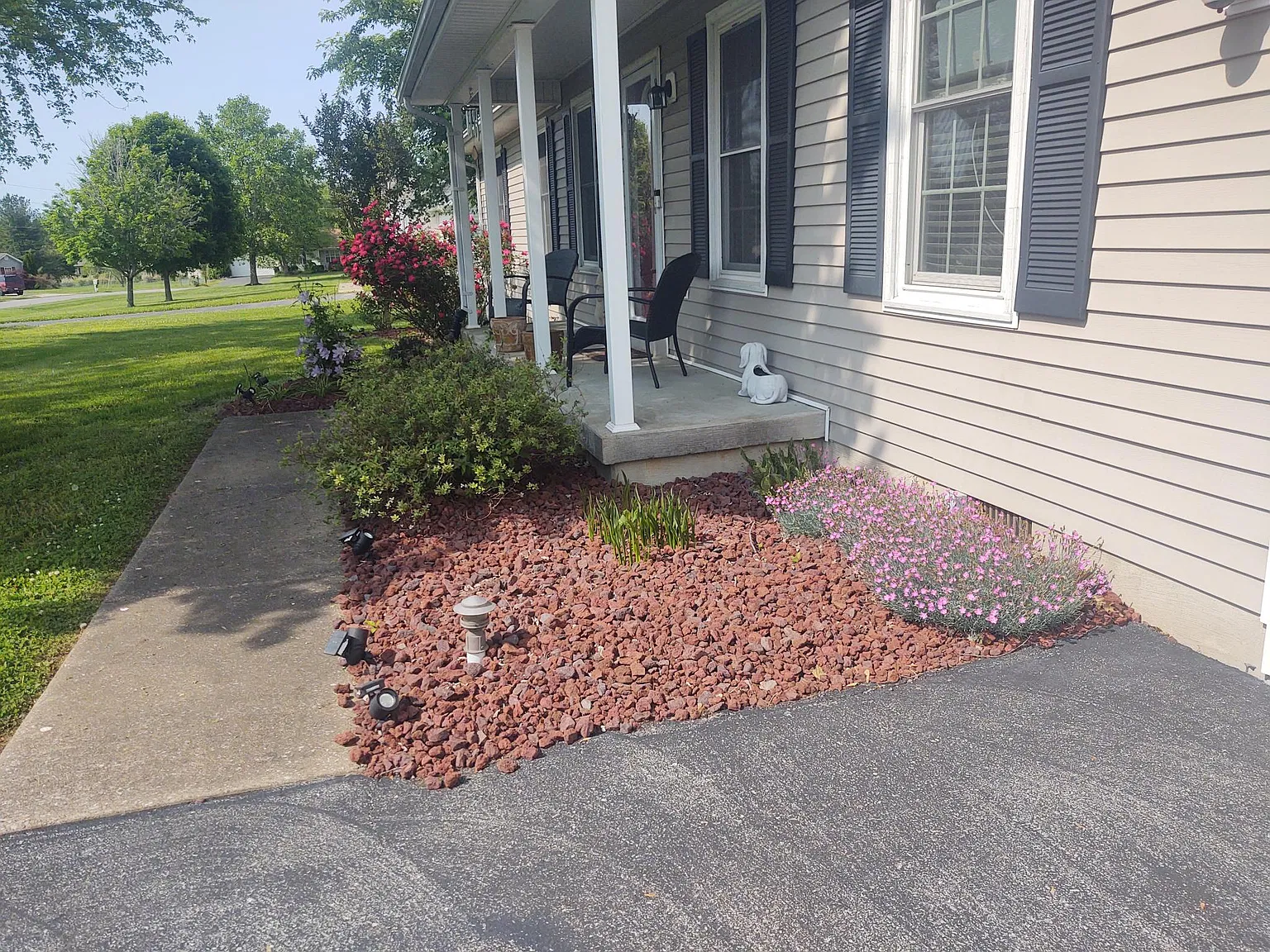 520 Lauren Avenue — Photo 2