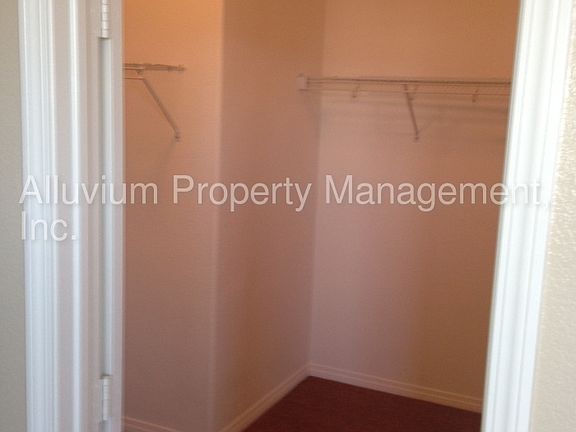 4th image of 26252 Avery Pl