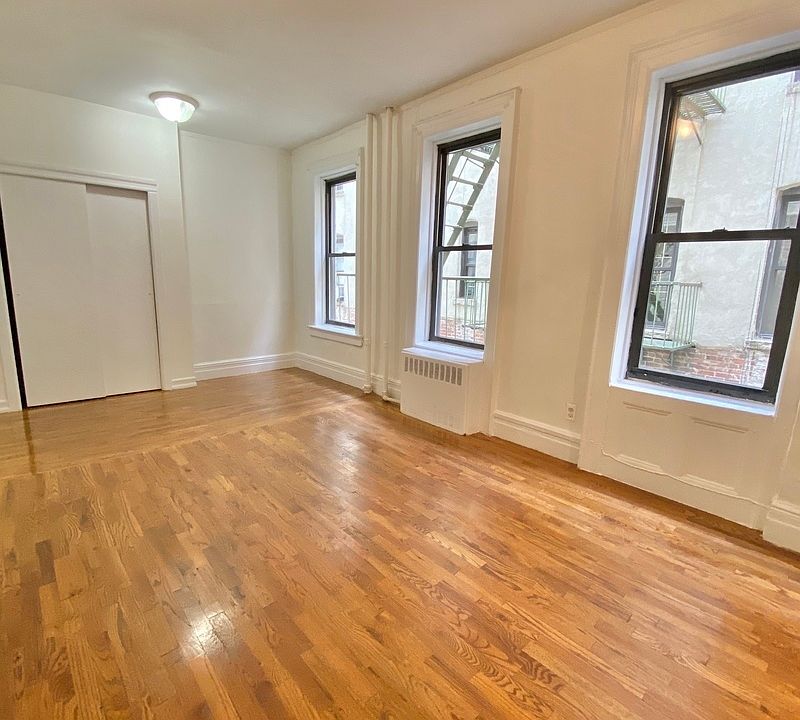 1st image of 326 E 78th St #20B