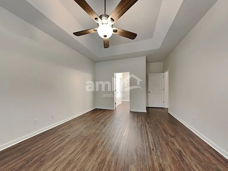 4 Coronado Ct — Photo 11