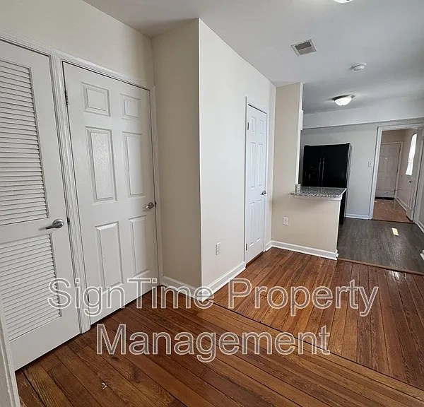 28-30 E Franklin St #28-3 — Photo 1