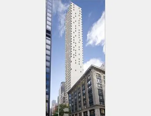 Sold by Nest Seekers International | media 1