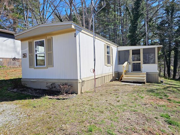3610 Highlands Rd #26, Franklin, NC 28734
