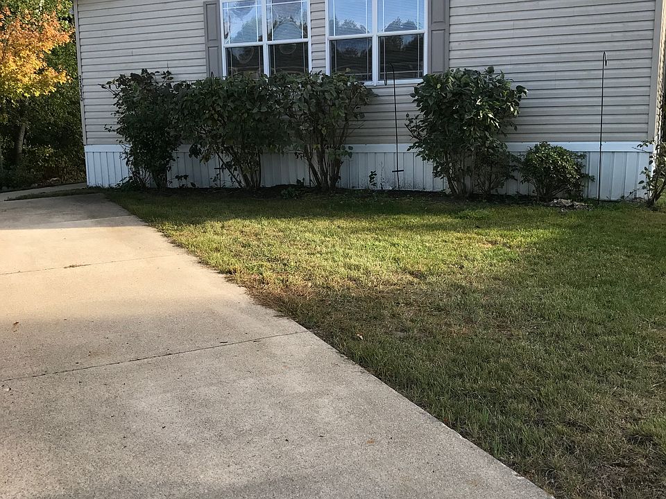 1st image of 23020 Lasalle Ct