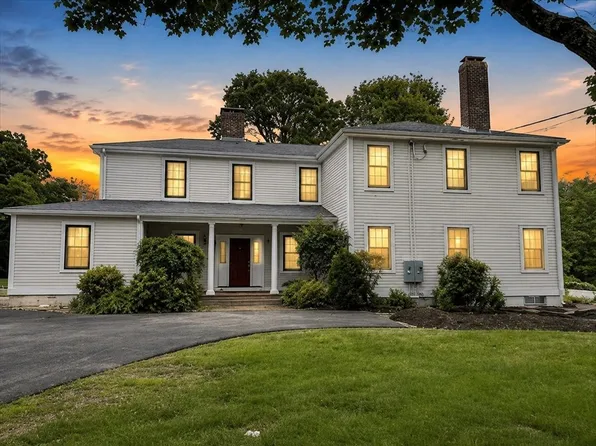 555 Foundry St #A, South Easton, MA 02375