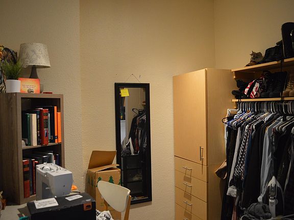 5th image of 615 E 16th St #103