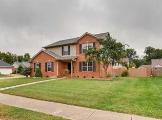 105 Southgate Blvd, Newburgh, IN 47630