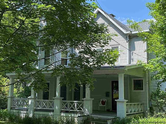 2nd image of 3 N Oakwood Ter