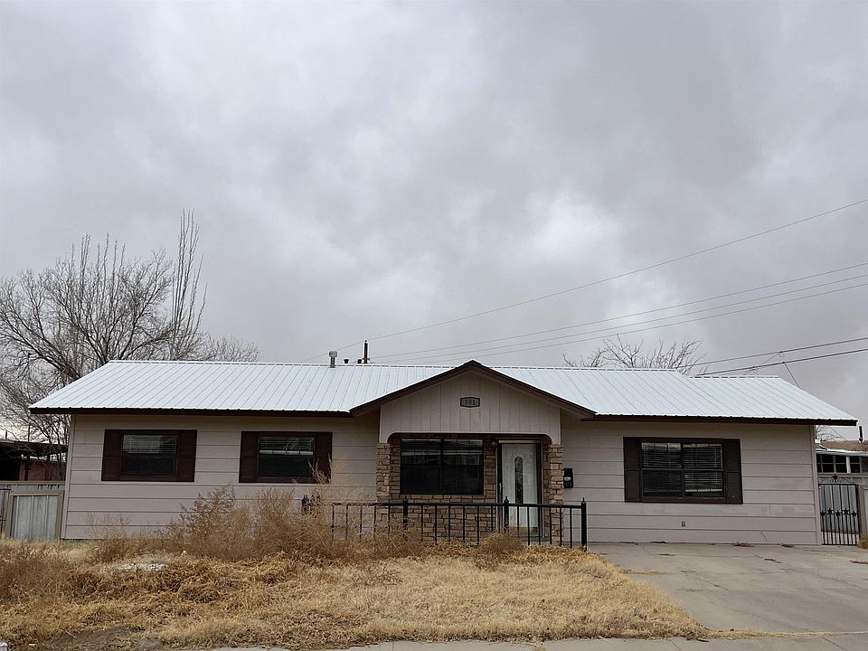 2nd image of 501 Webster Dr