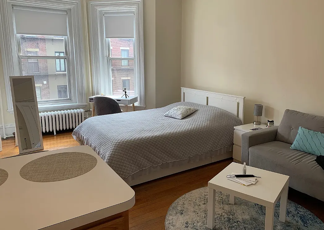 Studio, 9999 sqft, $2,350 — Photo 1
