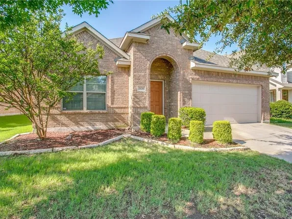 2120 Jonathan Creek Dr, Little Elm, TX 75068