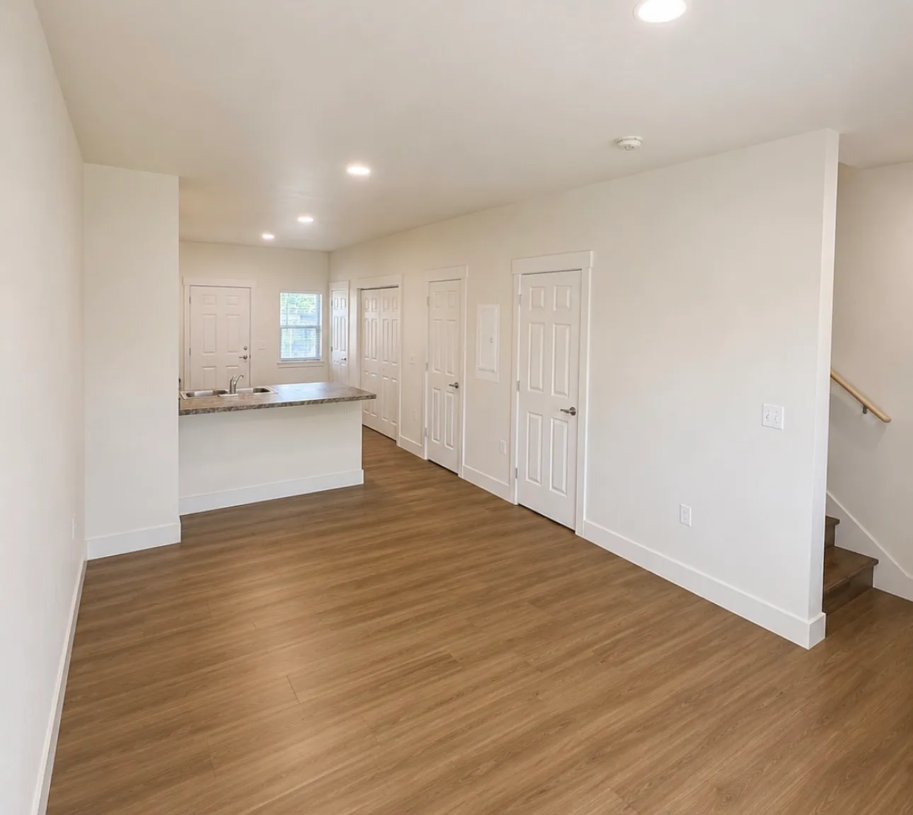 2 bed, 1.5 bath, 1024 sqft, $1,750 — Photo 4