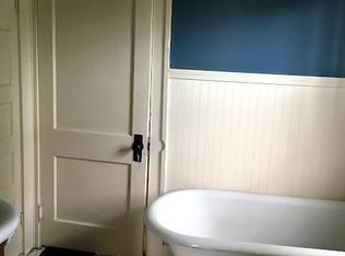 215 Sulphur Springs Rd, Asheville, NC 28806