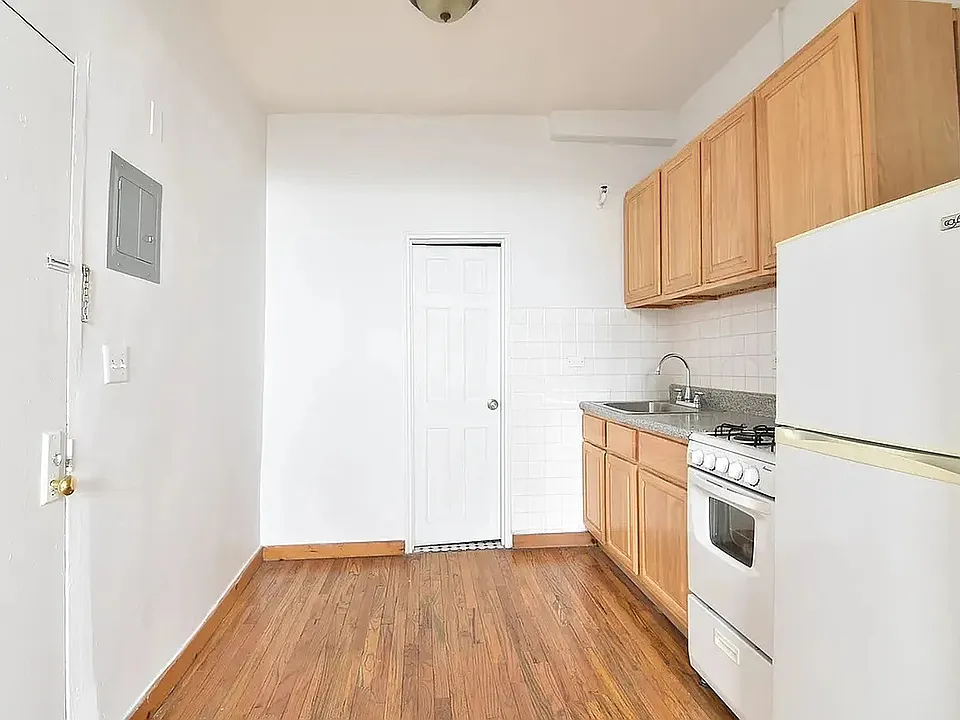 131 Columbia St #A2