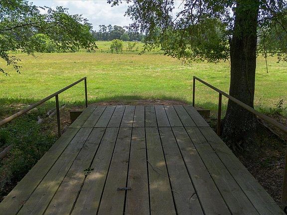 4th image of 3443 County Road 137